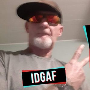 Meet your Posher, Todd